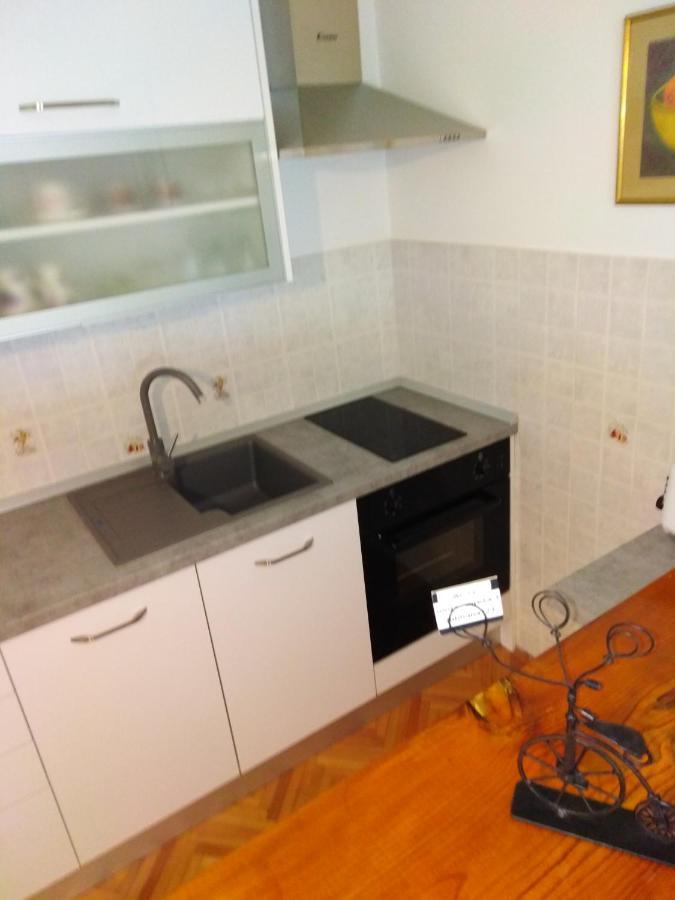 פודגורה Apartment Nola מראה חיצוני תמונה